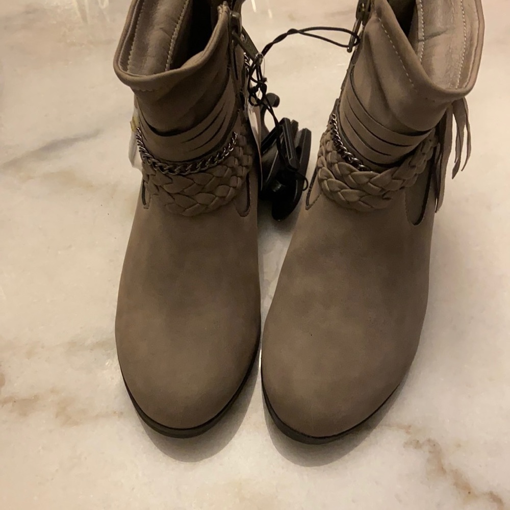 Pewter ankle boots size 13 kids